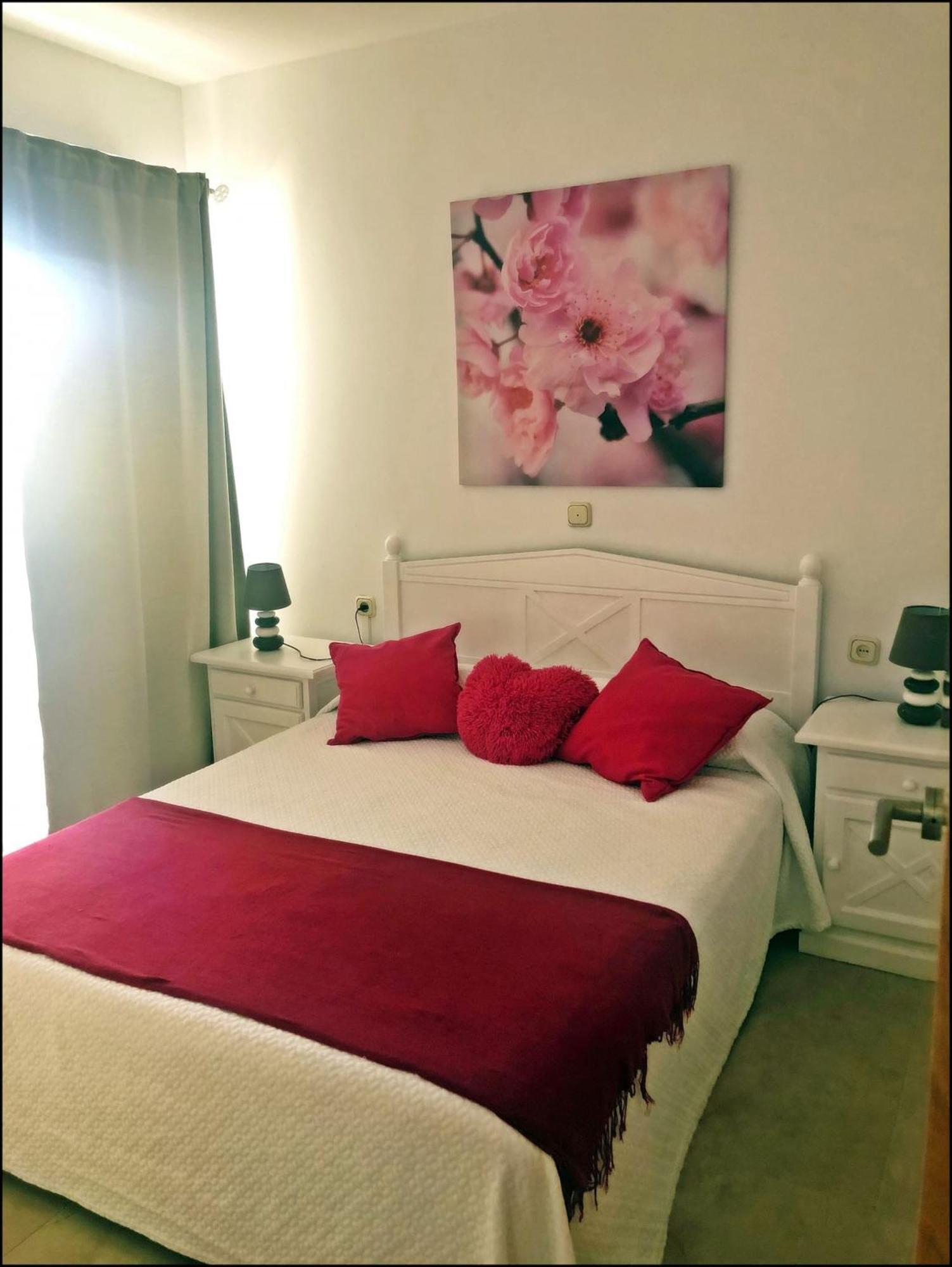 Benalbeach Apartment With Water Park เบนัลมาเดนา ภายนอก รูปภาพ